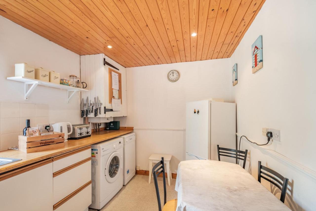 Creel Cottage Аймът Екстериор снимка